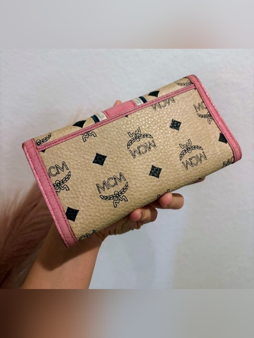 MCM Wallet Pink Studded - Picture 2 of 10